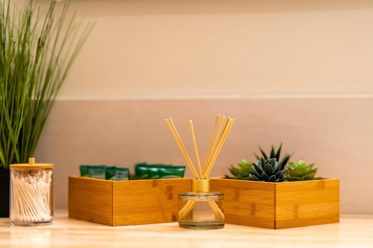 Luxury Town Center Suite, Β1 이라클리온 외부 사진